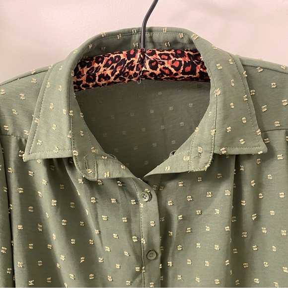 Button Up Blouse M - Picture 3 of 5